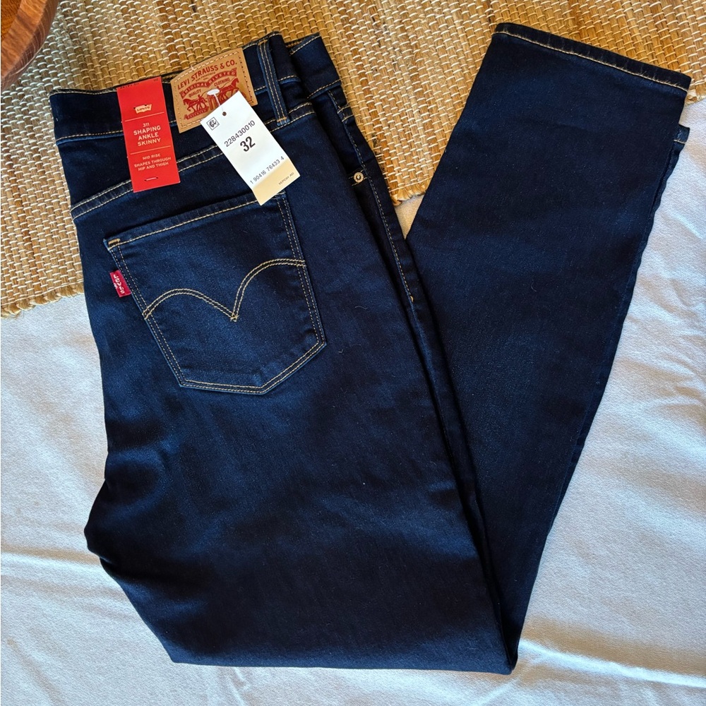 Levi's 311 Shaping Skinny Ankle NWT